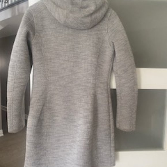 Women's Jacket (McInley brand from SportChek) - Picture 2 of 2